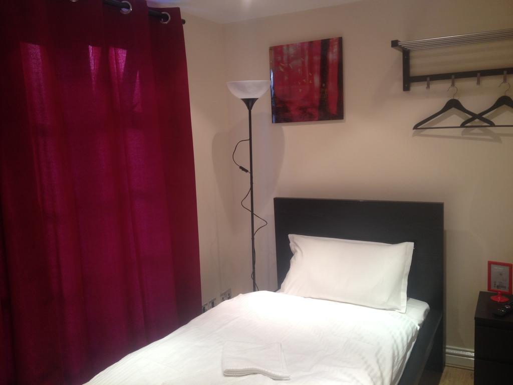 The Greyhound Cottage Chigwell Buitenkant foto