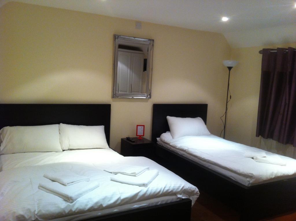 The Greyhound Cottage Chigwell Kamer foto
