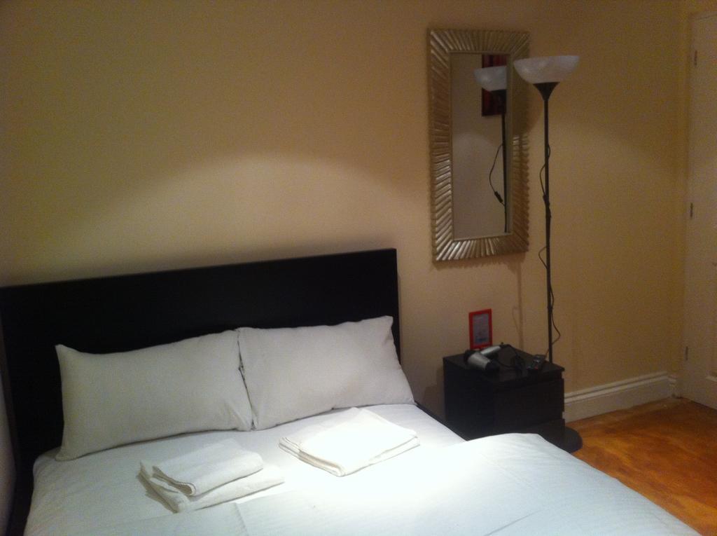 The Greyhound Cottage Chigwell Kamer foto
