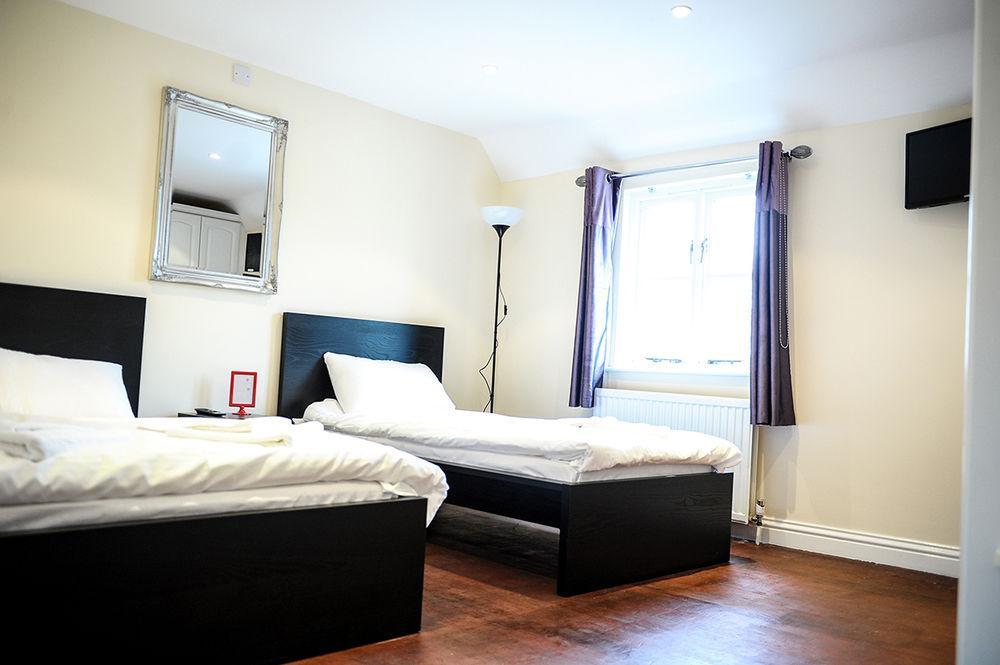 The Greyhound Cottage Chigwell Buitenkant foto
