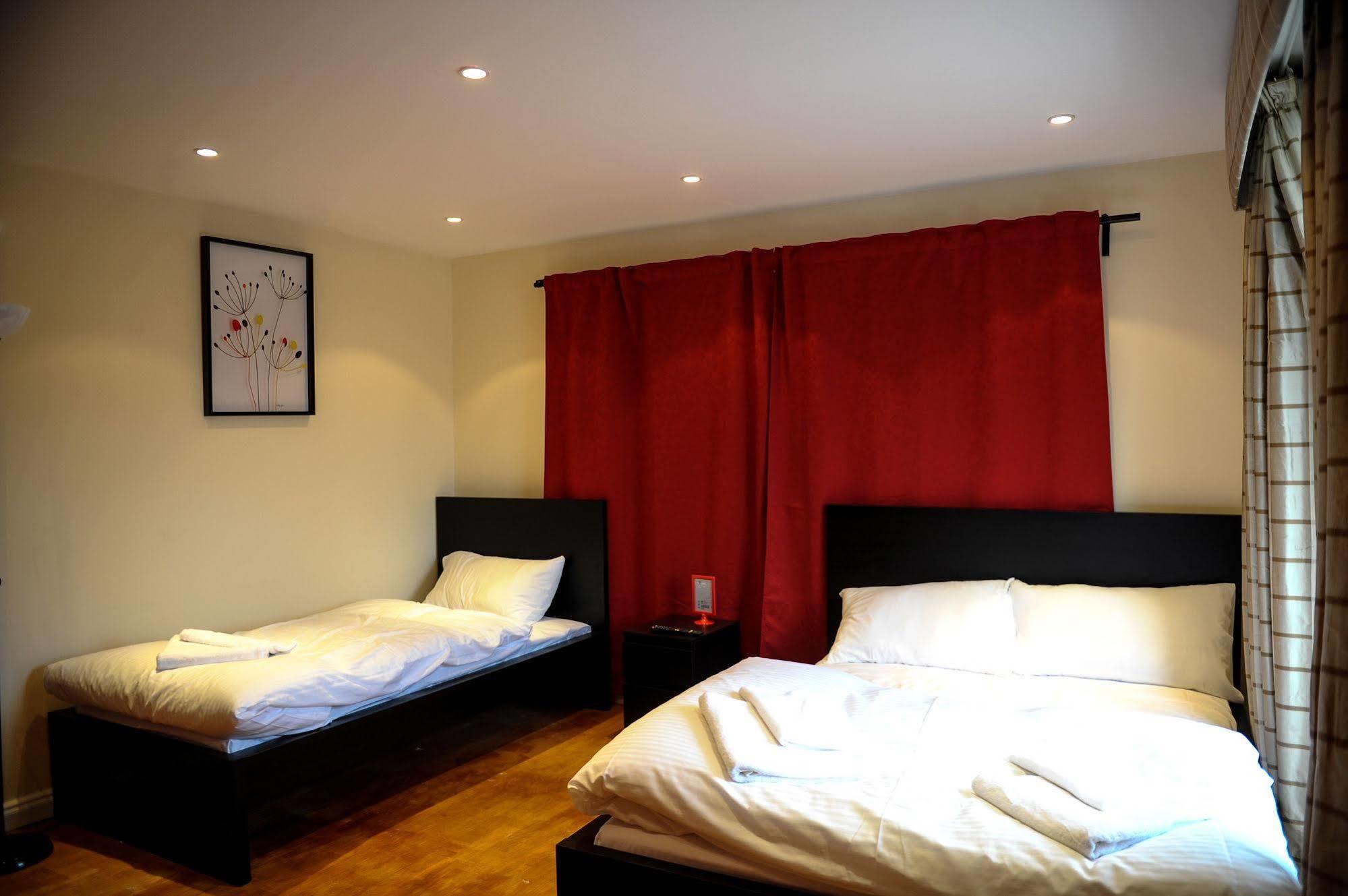 The Greyhound Cottage Chigwell Buitenkant foto